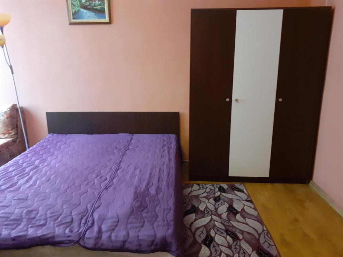 Guest House Edelvais Dve Mogili Bagian luar foto