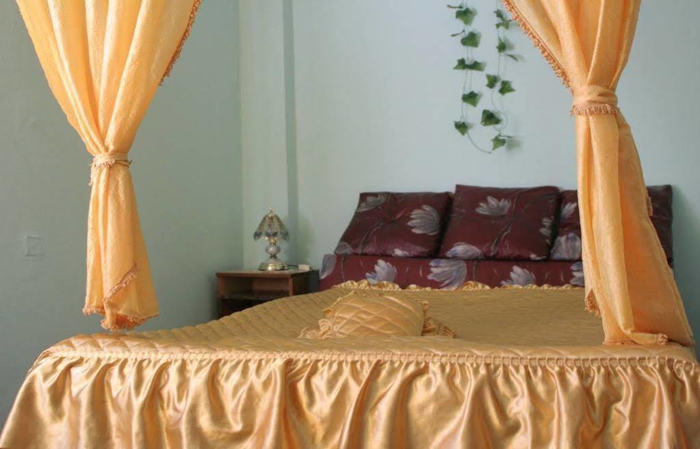 Guest House Edelvais Dve Mogili Bagian luar foto